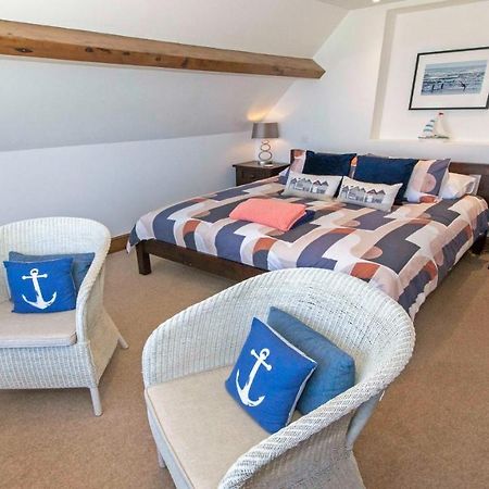 Stables Croyde | 4 Bedrooms / Sleeps 8 | Sea & Beach Views ภายนอก รูปภาพ