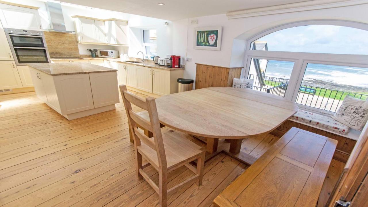 Stables Croyde | 4 Bedrooms / Sleeps 8 | Sea & Beach Views ภายนอก รูปภาพ