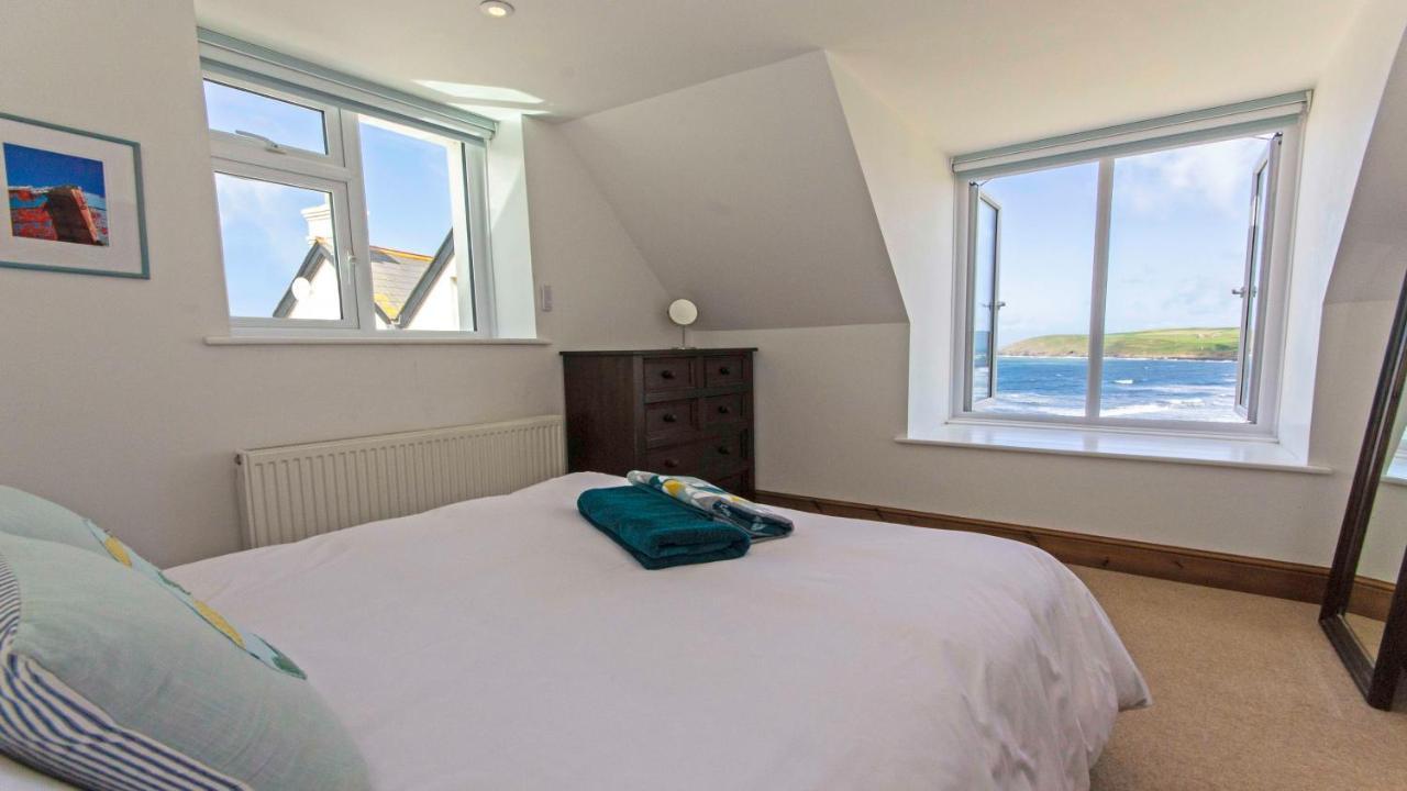 Stables Croyde | 4 Bedrooms / Sleeps 8 | Sea & Beach Views ภายนอก รูปภาพ